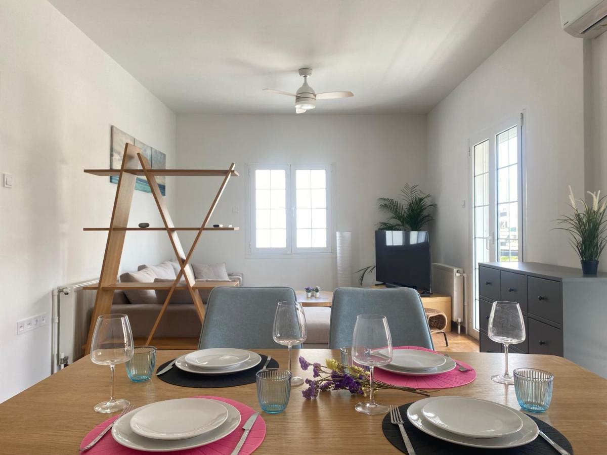 Faliro Comfort Apartment 10 Mins Walking To The Beach Athen Eksteriør bilde