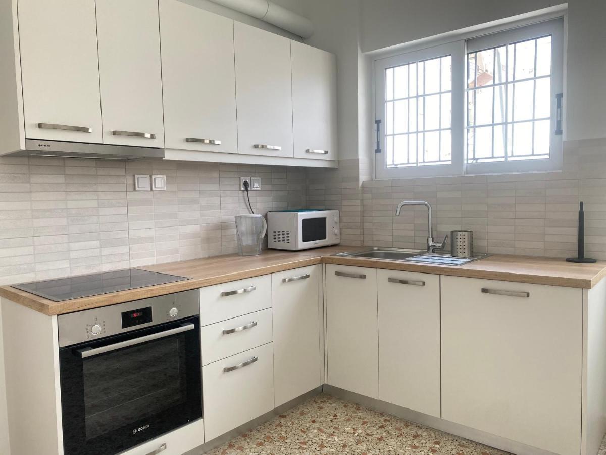 Faliro Comfort Apartment 10 Mins Walking To The Beach Athen Eksteriør bilde